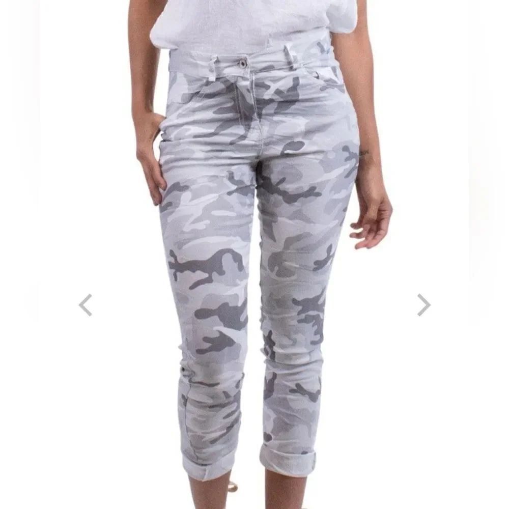 Gigi Moda gray camo pants